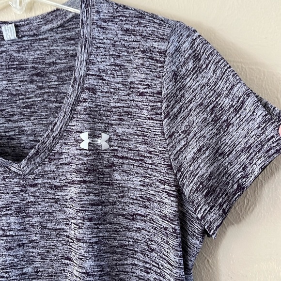 Under Armour V-neck Pullover Style 125-8568 Heather Gray Short Sleeves - Picture 4 of 11